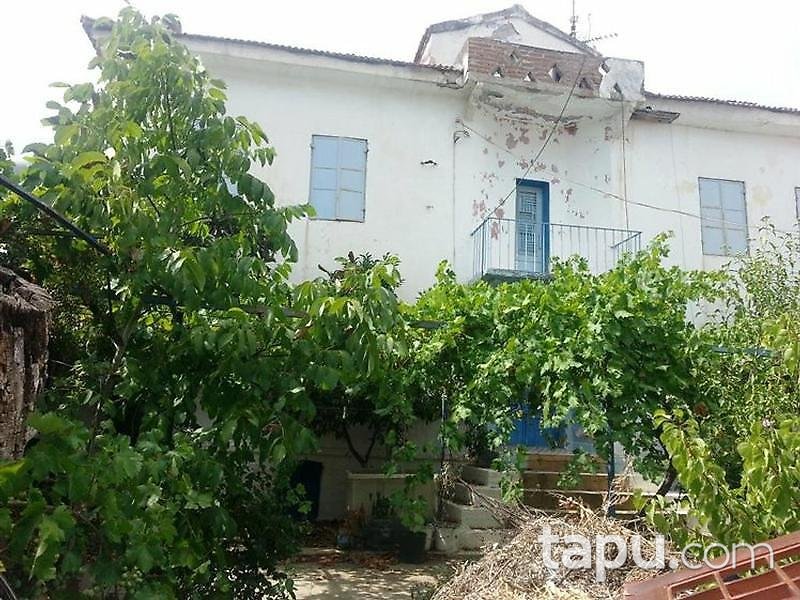 İzmir Bayındır Yakapınar Köyü'nde 240 m2 Müstakil Ev