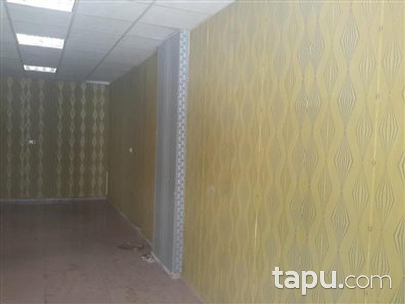 Mersin Akdeniz Hamidiye Mahallesi'nde 63 m2 Dükkan