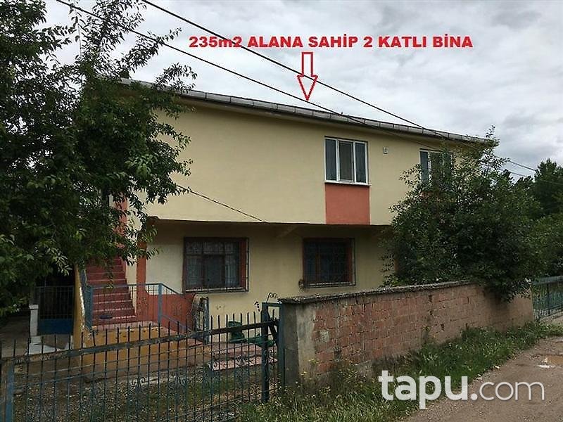 Tokat Niksar Haydarbey Köyü'nde 6+2 Müstakil Ev 235 m2
