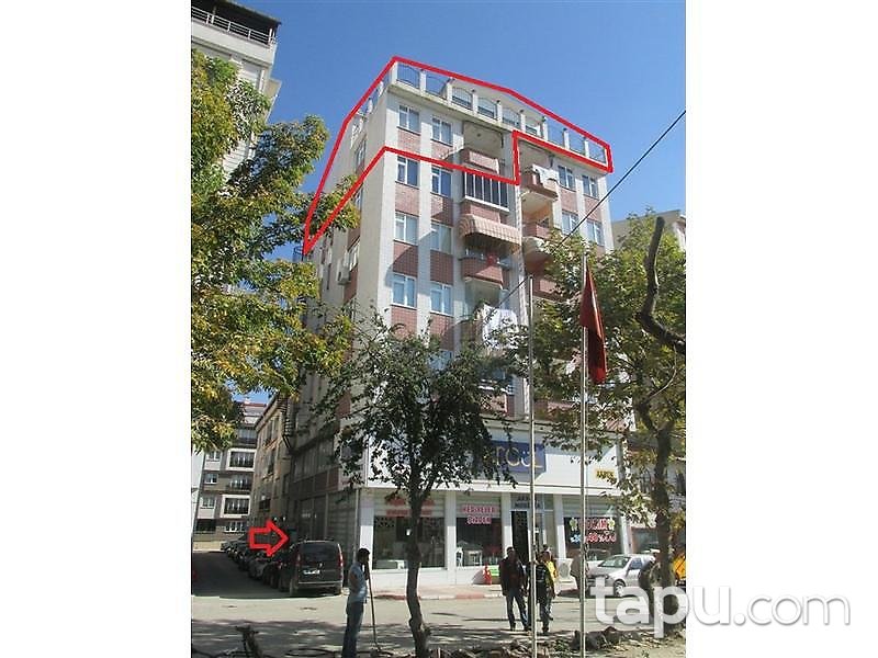 Kırklareli Karakaş Mahallesi'nde Çatı Dubleksli 5+2 Daire 203 m2