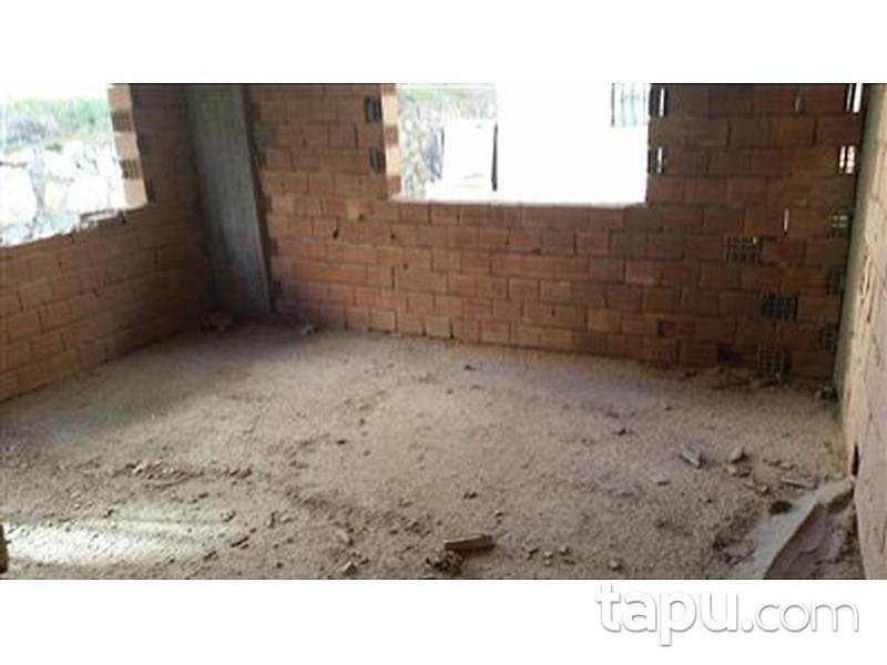 Aydın Kuşadası'nda Natamam (Olduğu Haliyle) 3+1 Daire