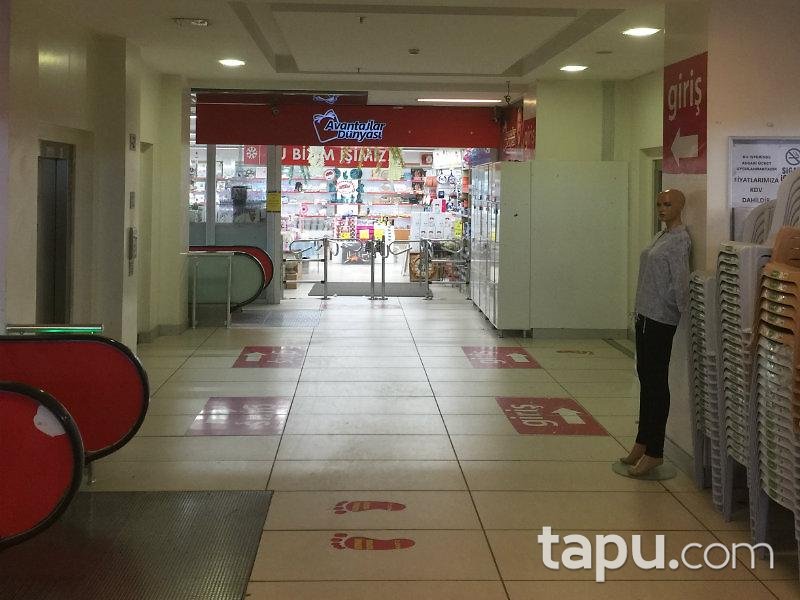 İstanbul Esenyurt Sultaniye'de AVM İçinde Dükkan 103 m2