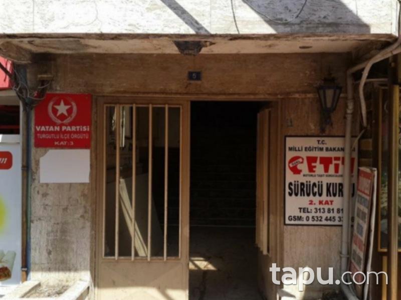 Manisa Turgutlu'da 30 m2 Dükkan