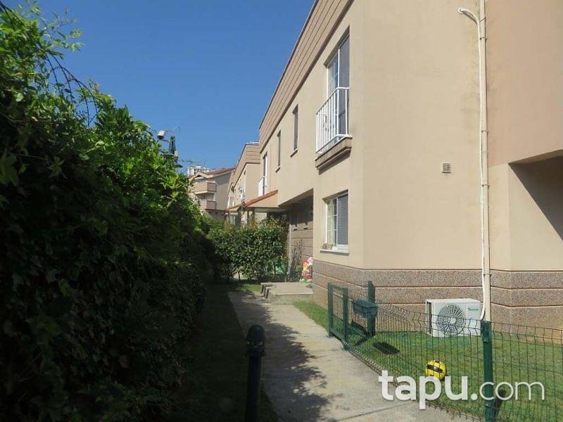 Yakacık Country  Sitesi'nde 5+2 Teraslı Villa