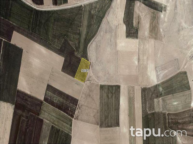 Aksaray Eskil'de 13.100 m2 Arsa