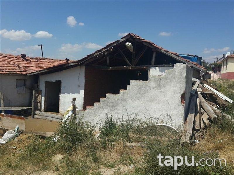 Amasya Suluova'da Ahşap Ev ve İmarlı Arsa