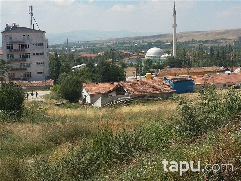 Amasya Suluova'da Ahşap Ev ve İmarlı Arsa