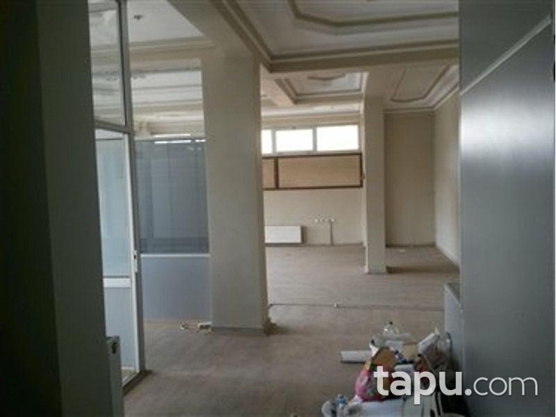 Konya Selçuklu Bedir Mahallesi'nde 202 m2 Depolu Dükkan