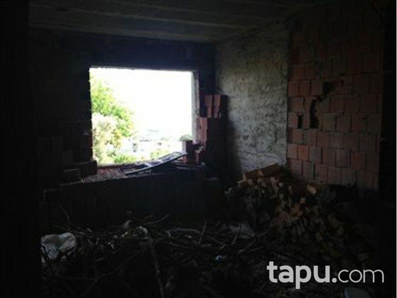 Mersin Anamur Akarca Mahallesi'nde Natamam Daire 4+1