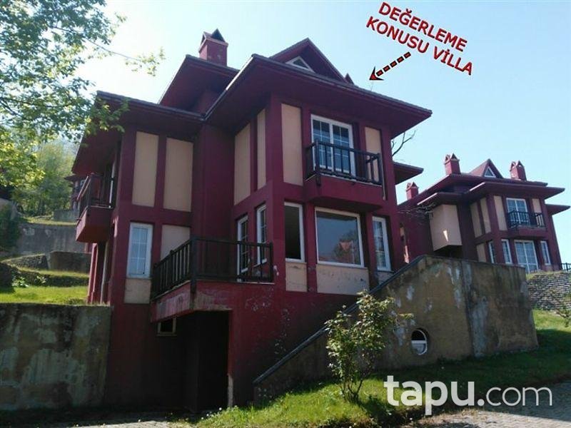 Sakarya Sapanca Dibektaş Mahallesi'nde Tripleks Villa 262 m2