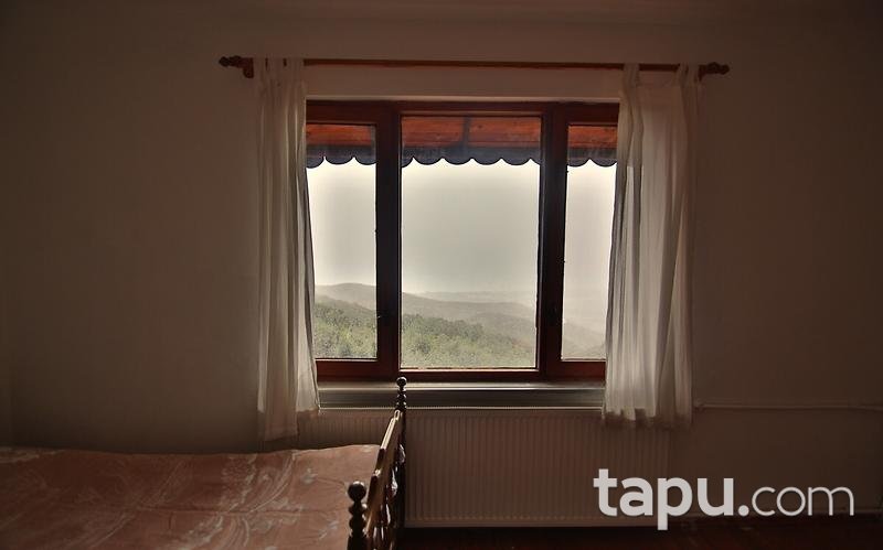 İznik Çampınar Köyünde Müstakil Ev