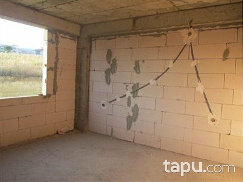 Karabük Merkez 5000 Evler'de 3+1 133 m2 Natamam Daire