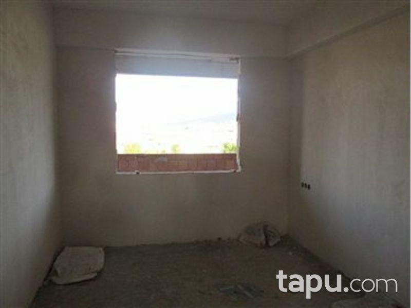 Karabük Merkez 5000 Evler'de 3+1 133 m2 Natamam Daire