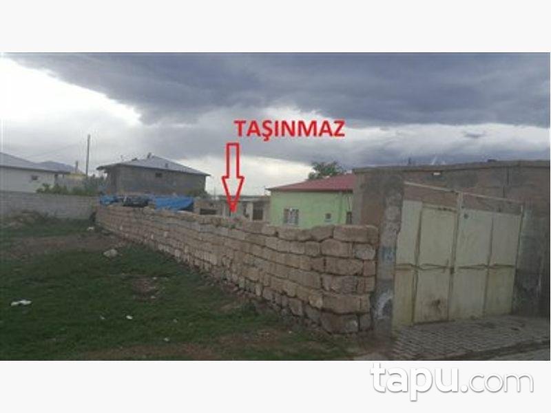 Iğdır Merkez Söğütlü'de Kargir Ev