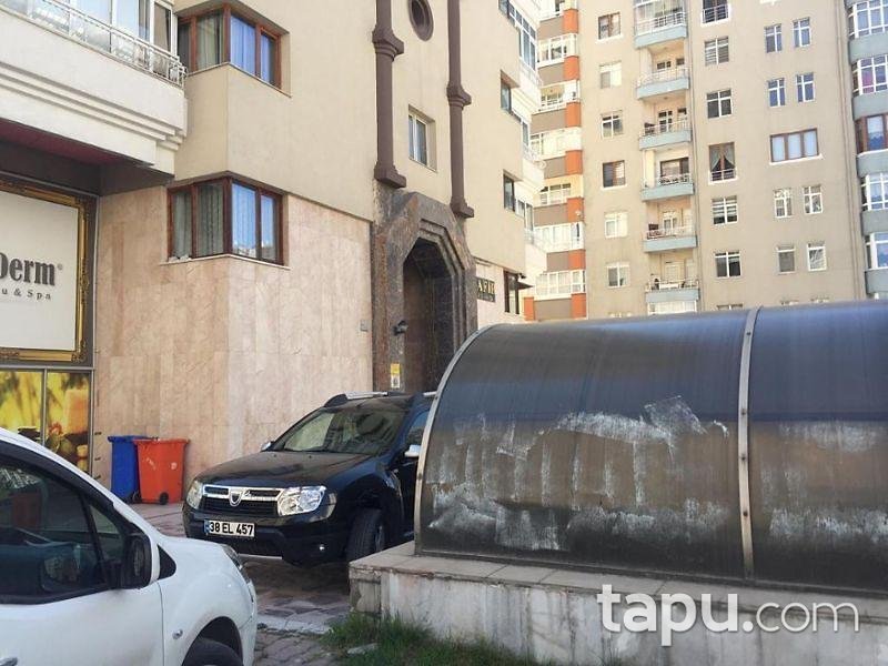 Kayseri Kocasinan Erciyesevler Mahallesi'nde 4+1 262 m2 Daire