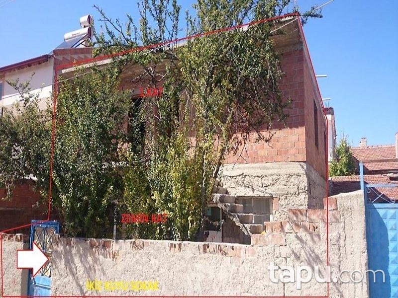 Eskişehir Çifteler Yeni'de 2+1 200 m2 Bina