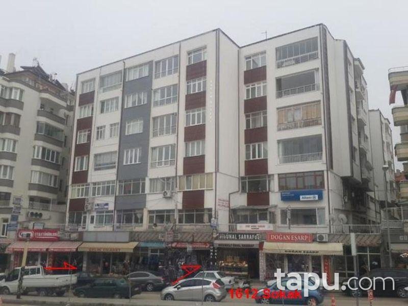 Isparta Yayla Mahallesi Fatih Pasajı'nda 19 m2 Dükkan