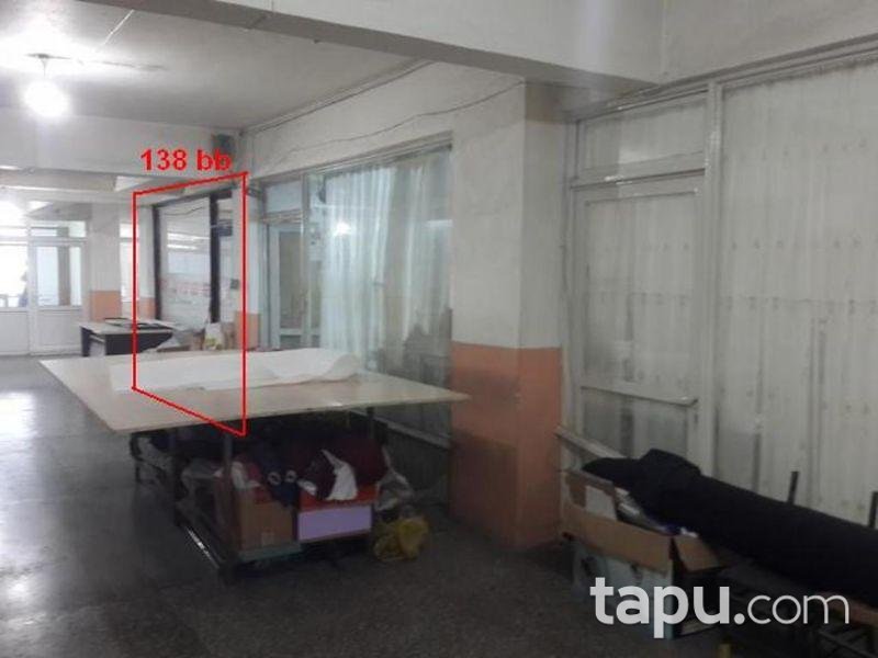 Isparta Yayla Mahallesi Fatih Pasajı'nda 18 m2 Dükkan