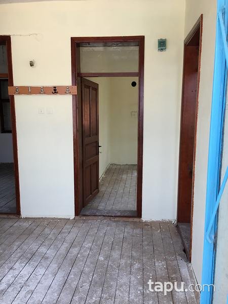 Antalya Finike Yeşilyurt Mahallesinde Bina