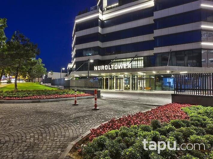 Mecidiyeköy Nurol Tower'da Brüt 193 m2 Ofis