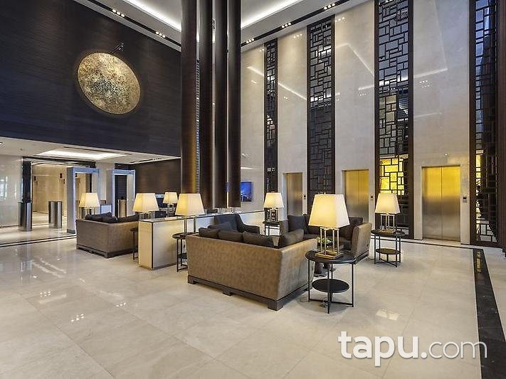 Mecidiyeköy Nurol Tower'da Brüt 73 m2 Ofis