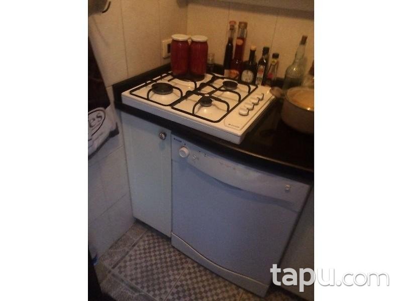 Koşuyolu'nda 5+1 Bahçeli Villa