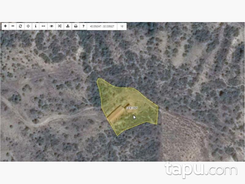 Bilecik İnhisar Samrı Köyü'nde 1872m2 Tarla