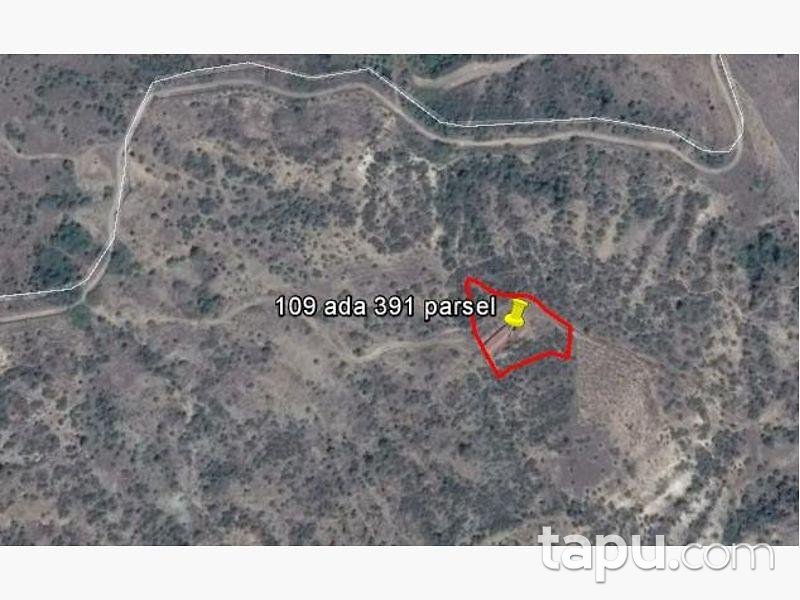 Bilecik İnhisar Samrı Köyü'nde 1872m2 Tarla