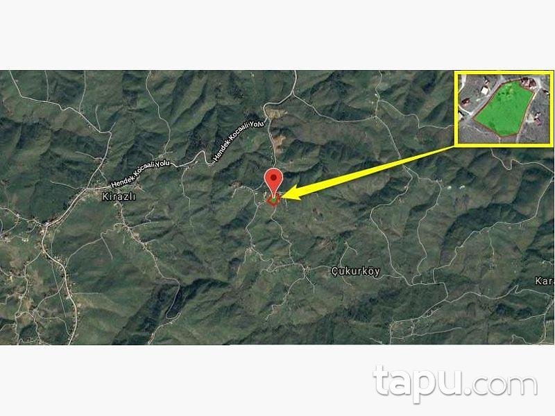 Sakarya Kocaali Çukurköy'de Müstakil Ev ve Arsa