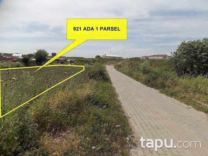 Edirne Karaağaç'ta 2715 m2 Tarla