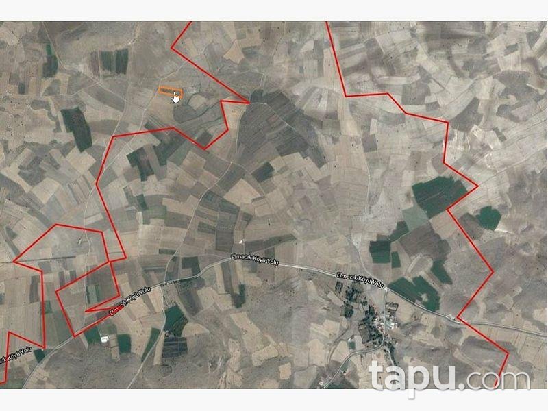 Aksaray Merkez Helvadere Köyünde 4814 m2 Tarla