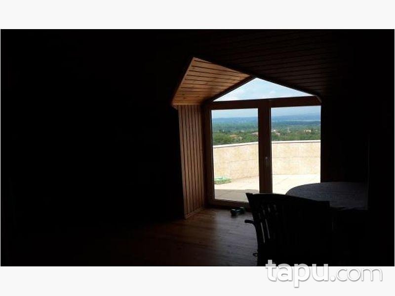 Sakarya Sapanca Kırkpınar Koru Sitesinde Dubleks Villa