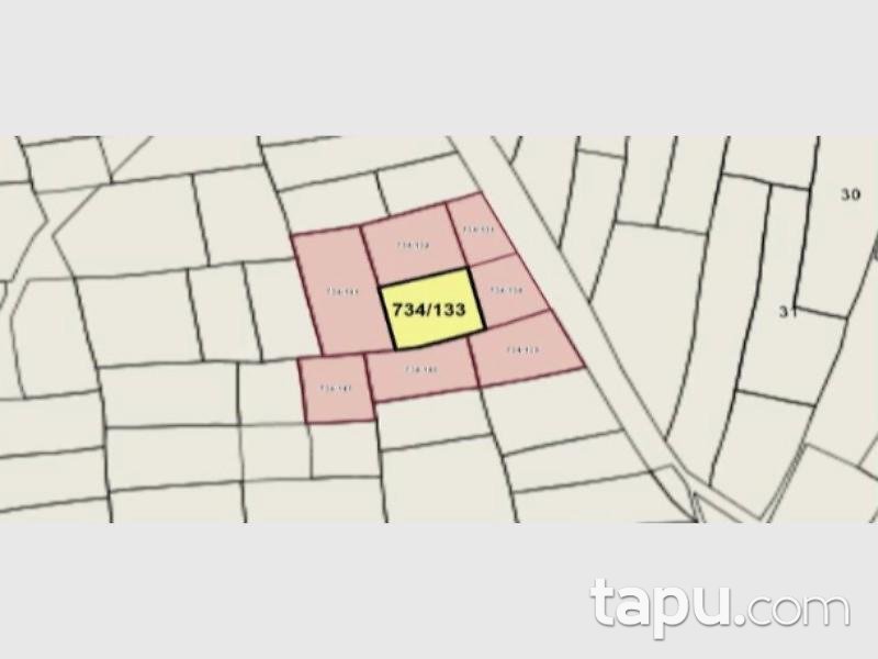 Afyonkarahisar Çobanlar Yavuzselim Mahallesinde 3678 m2 Tarla