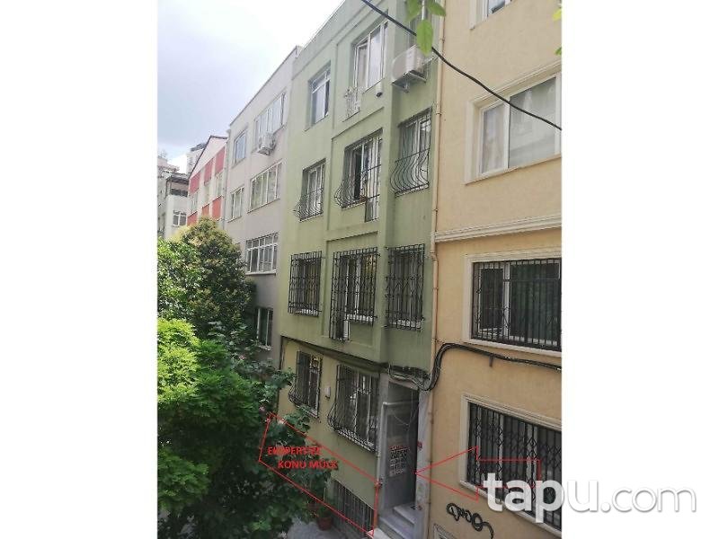 İstanbul Beyoğlu Cihangir Mahallesinde 2+1 60 m2 Daire