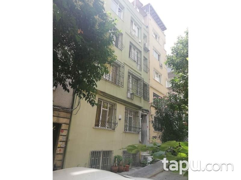 İstanbul Beyoğlu Cihangir Mahallesinde 2+1 60 m2 Daire