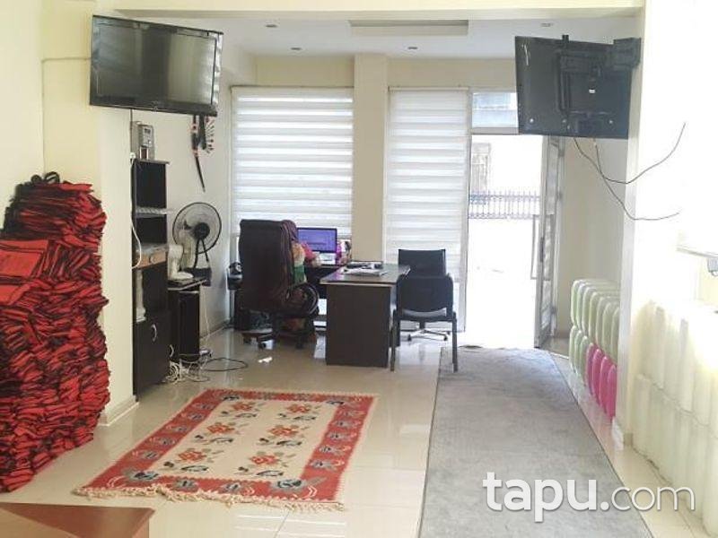 İstanbul Esenler Kazım Karabekir Mahallesinde 61 m2 Dükkan
