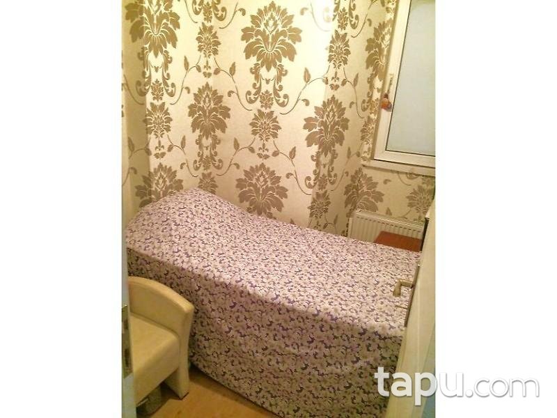 İstanbul Kadıköy Osmanağa Mahallesinde 3+1