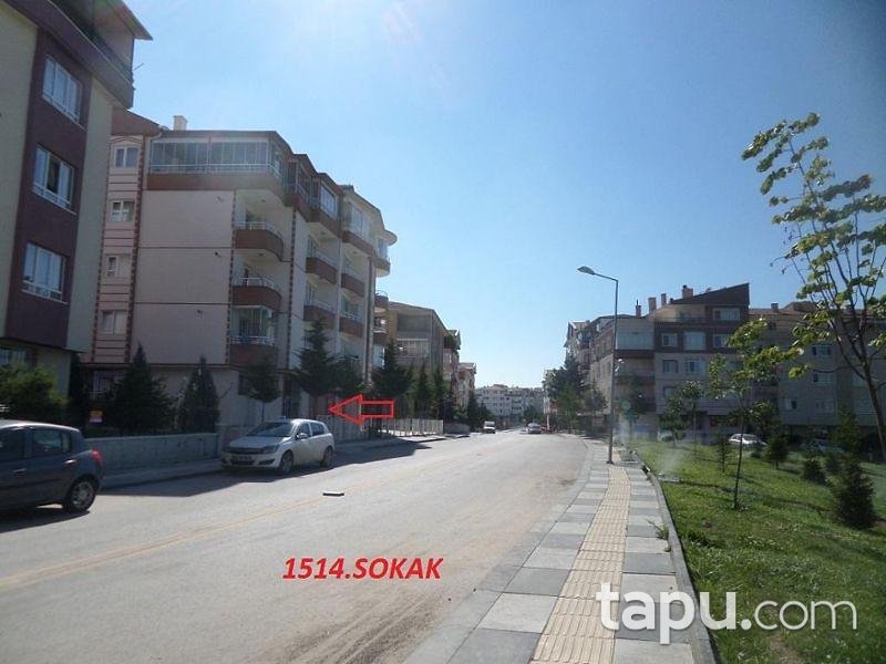 Ankara Etimesgut Topçu Mahallesinde Depolu Dükkan