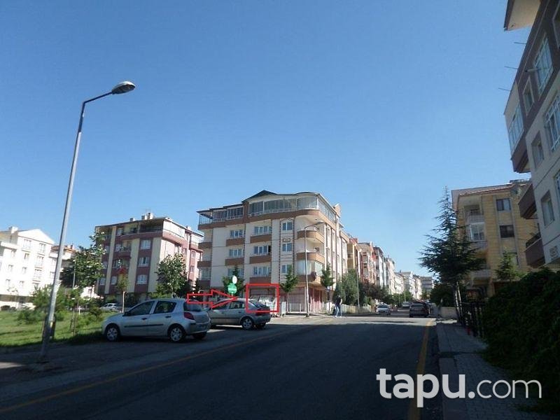 Ankara Etimesgut Topçu Mahallesinde Depolu Dükkan