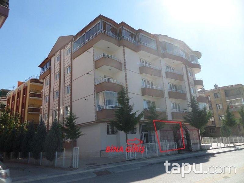 Ankara Etimesgut Topçu Mahallesinde Depolu Dükkan