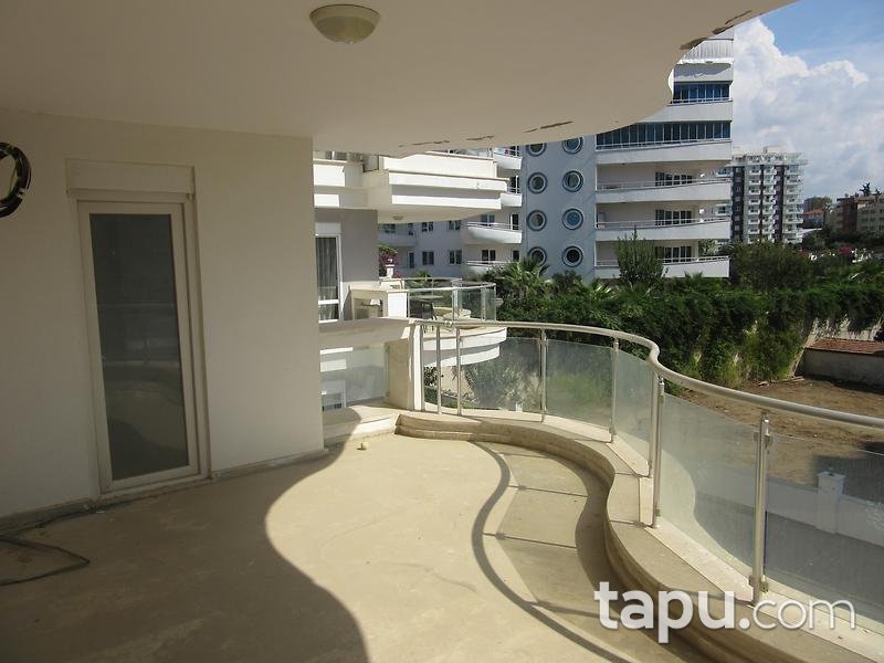 Antalya Alanya Mahmutlar Mahallesinde 175 m2 Dubleks Daire