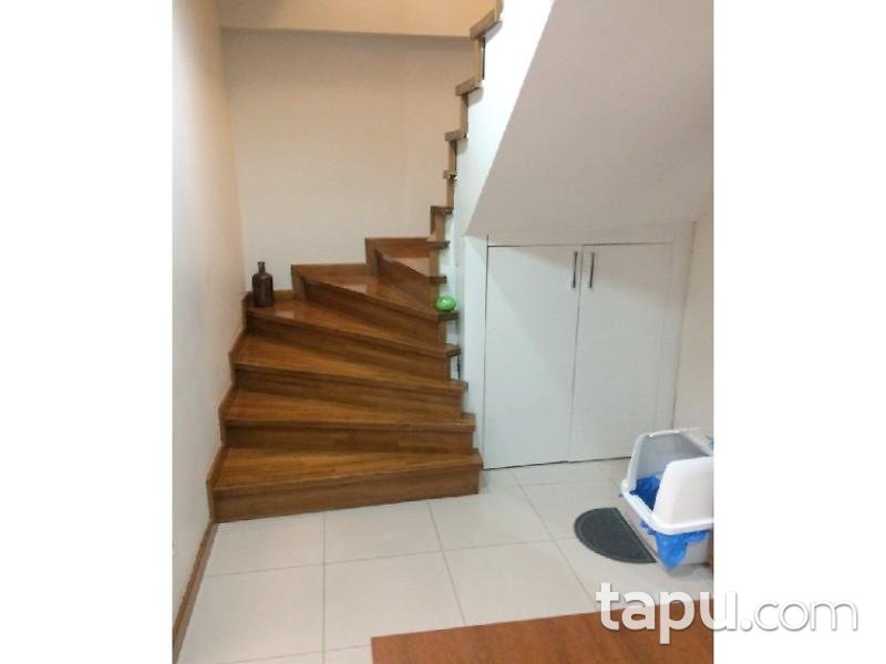 İstanbul Ümraniye Şerifali Mahallesinde 3+2 Bahçe Dubleksi