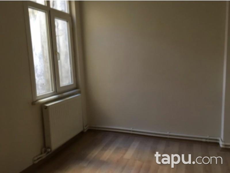 İstanbul Bakırköy Cevizlik Hatboyunda 3+1 Daire