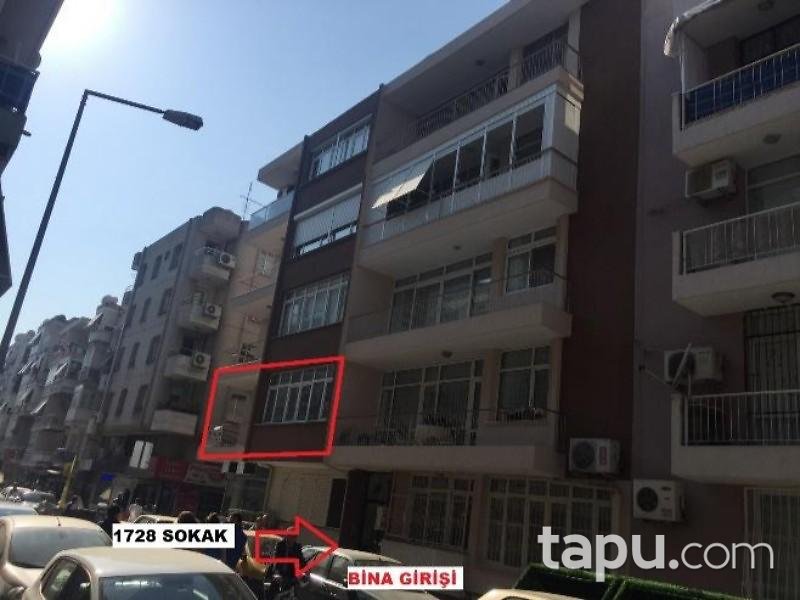 İzmir Karşıyaka Donanmacı Mahallesinde 123 m2 3+1 Daire