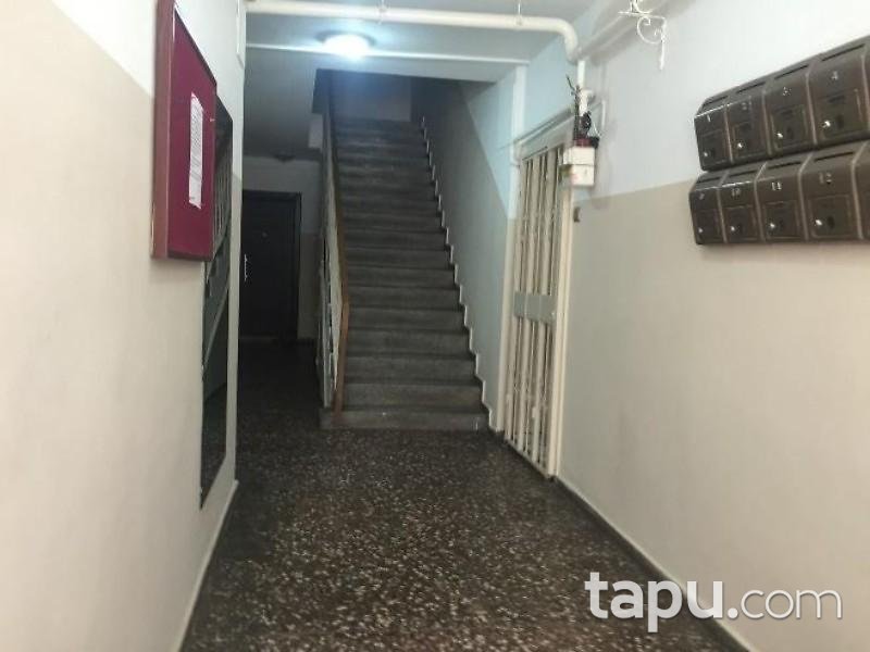 İzmir Karşıyaka Donanmacı Mahallesinde 123 m2 3+1 Daire