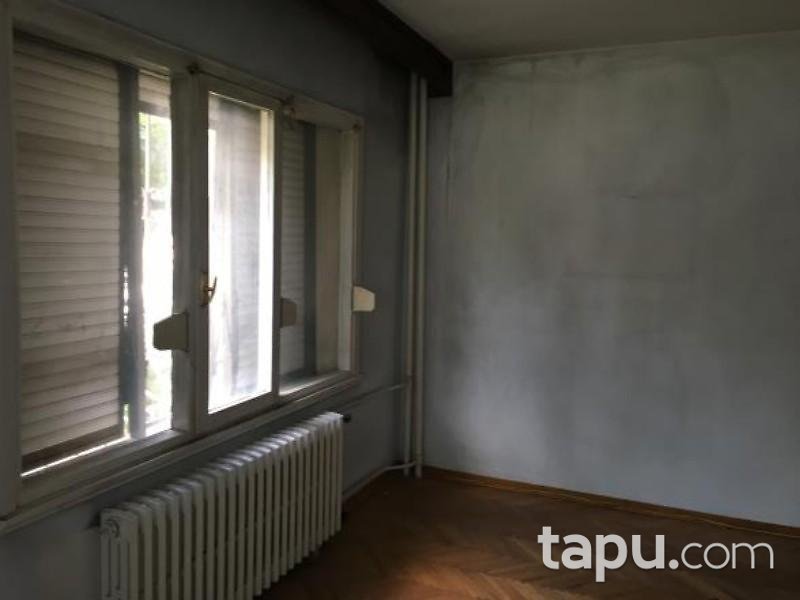 İstanbul Kadıköy Merdivenköy Mahallesinde 3+1 Daire