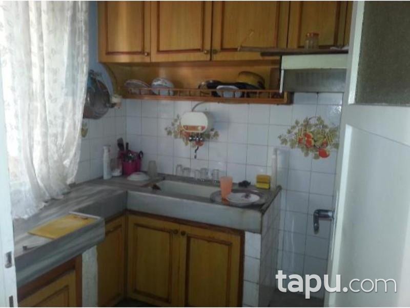 Bursa Yıldırım Şükraniye Mahallesinde Bahçeli 2 Katlı Kargir Ev