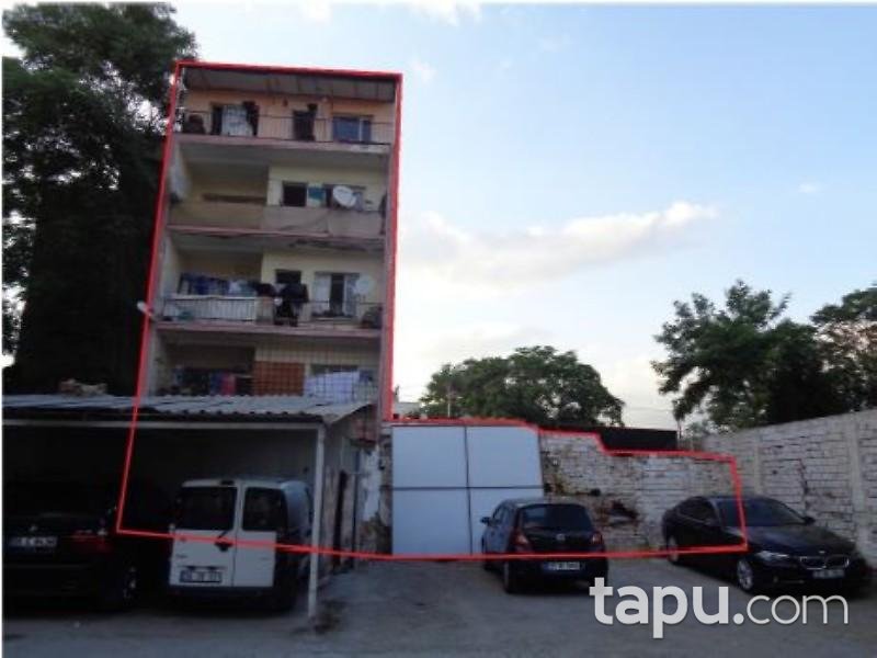 İzmir Konak Oğuzlar Mahallesinde Hisseli 4 Katlı Apartman ve Arsası