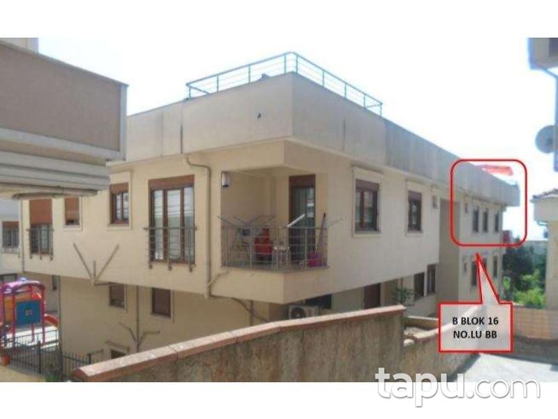 İstanbul Üsküdar Ferah Mahallesinde 6+2 Dubleks Daire