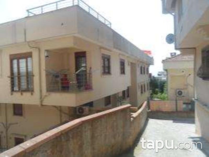 İstanbul Üsküdar Ferah Mahallesinde 6+2 Dubleks Daire